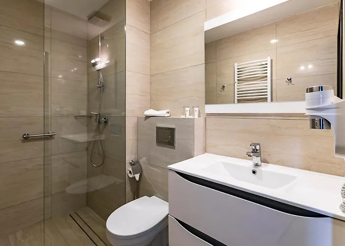 Meet 3* Познань